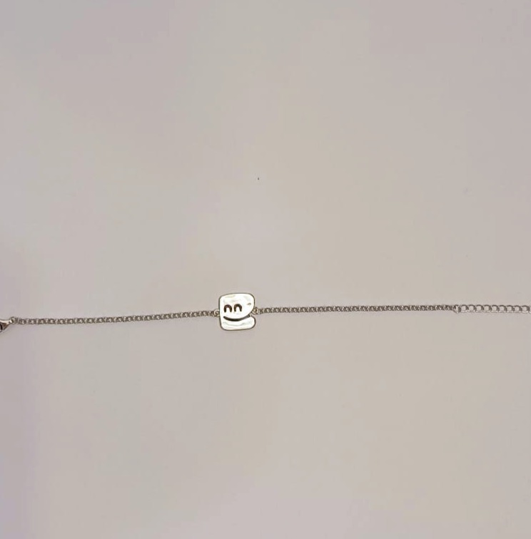 Pulsera plateada "Empresa con Sonrisa"