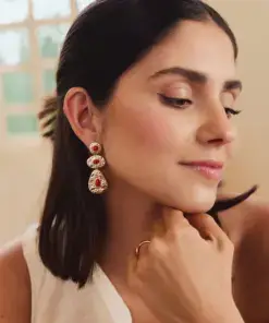 Pendientes volumen Zahara con coral sintético rojo REF: X48514 - Imagen 2