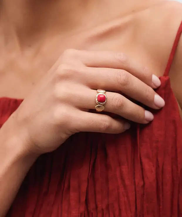 Anillo Zahara con coral sintético rojo REF: X485171014 - Imagen 2